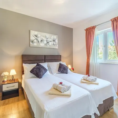 Ankora Apartment *