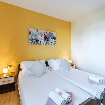 Apartment Ankora Supetar