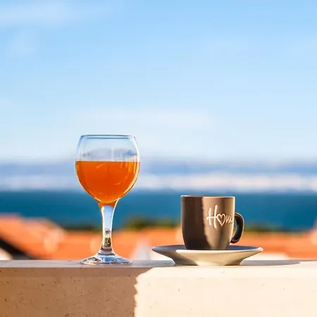 Apartment Ankora Supetar