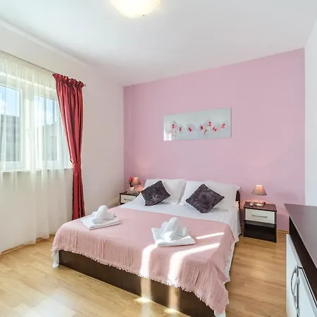 Apartment Ankora
